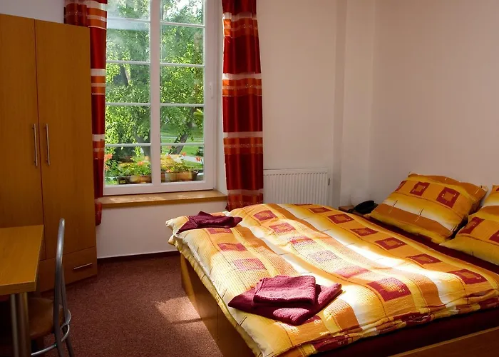 Centrum Stone 酒店 3*