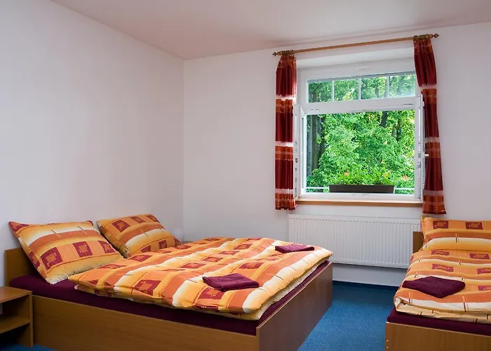 Centrum Stone 酒店 3*